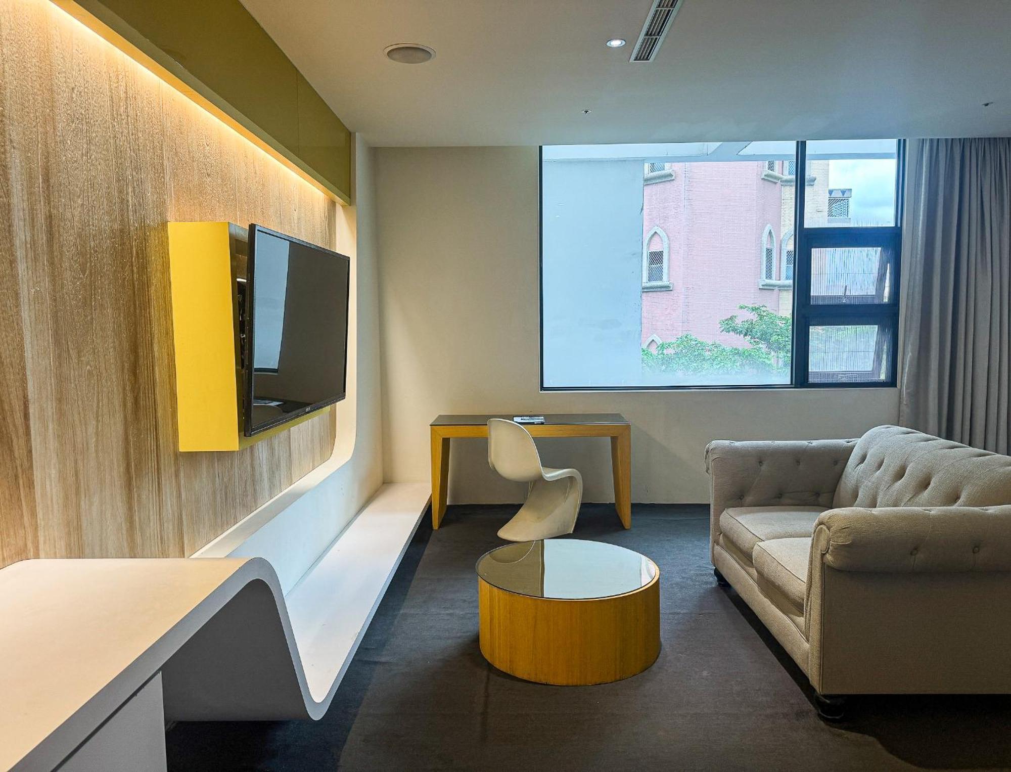 All-Ur Boutique Motel - Taichung Branch Eksteriør billede