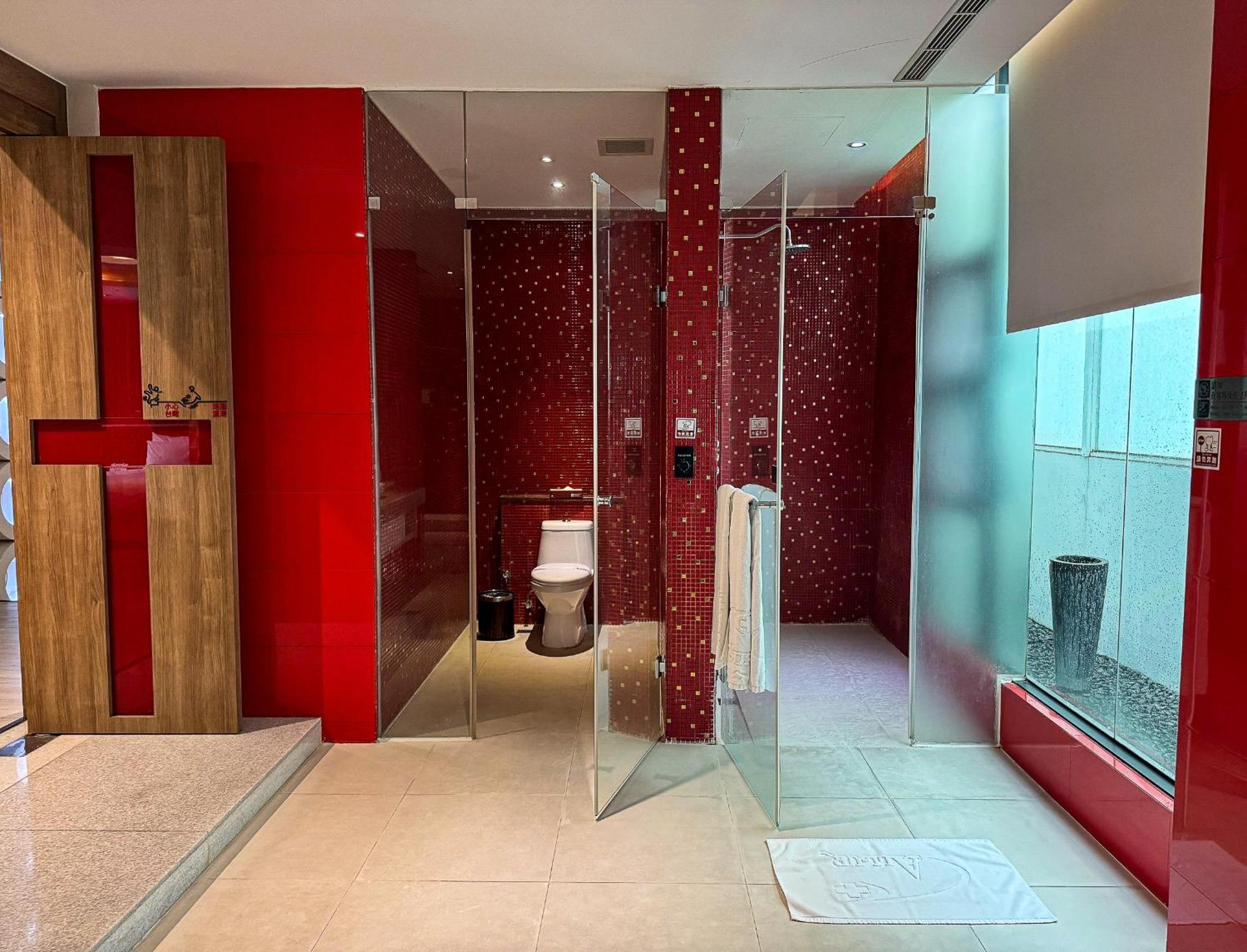 All-Ur Boutique Motel - Taichung Branch Eksteriør billede