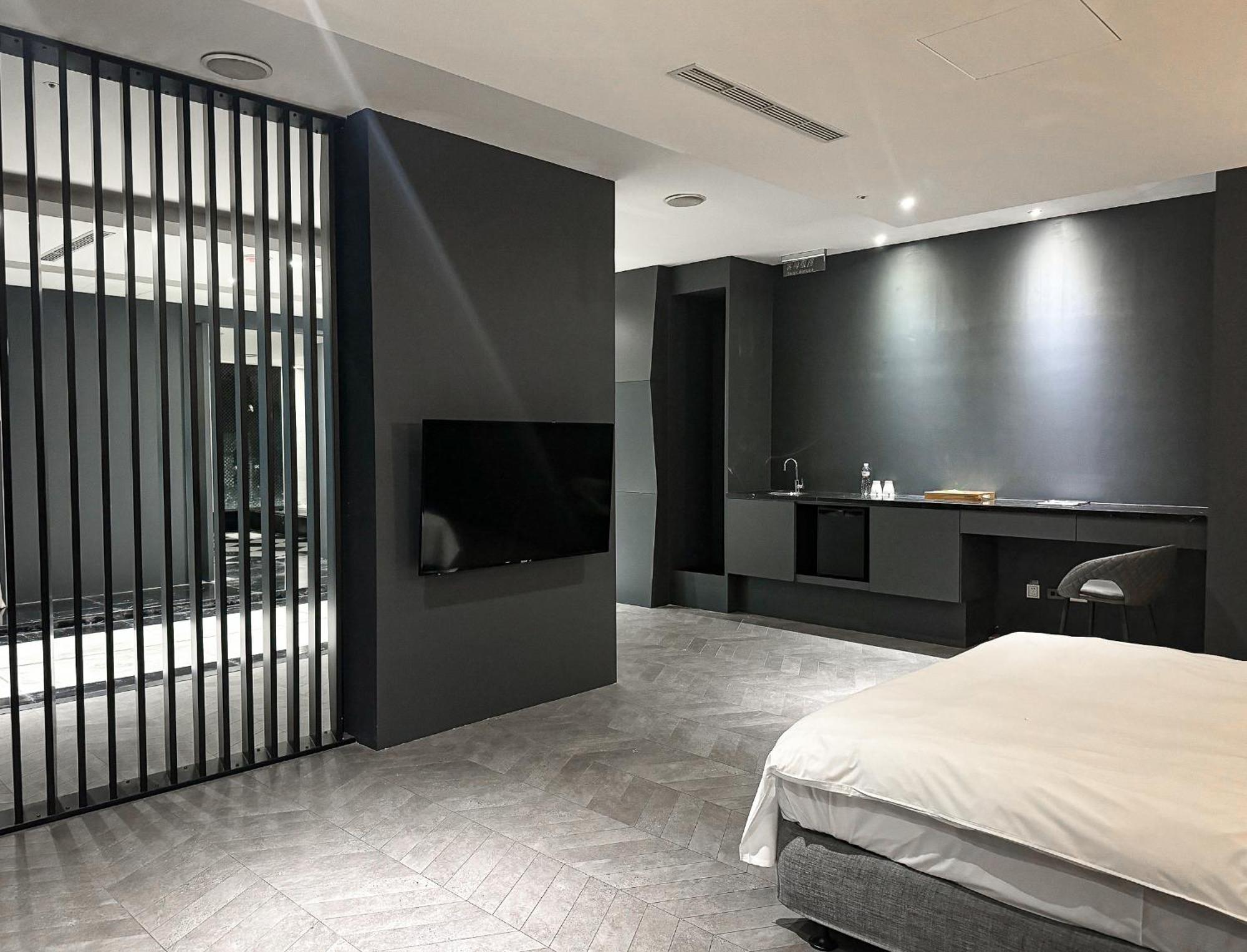 All-Ur Boutique Motel - Taichung Branch Eksteriør billede