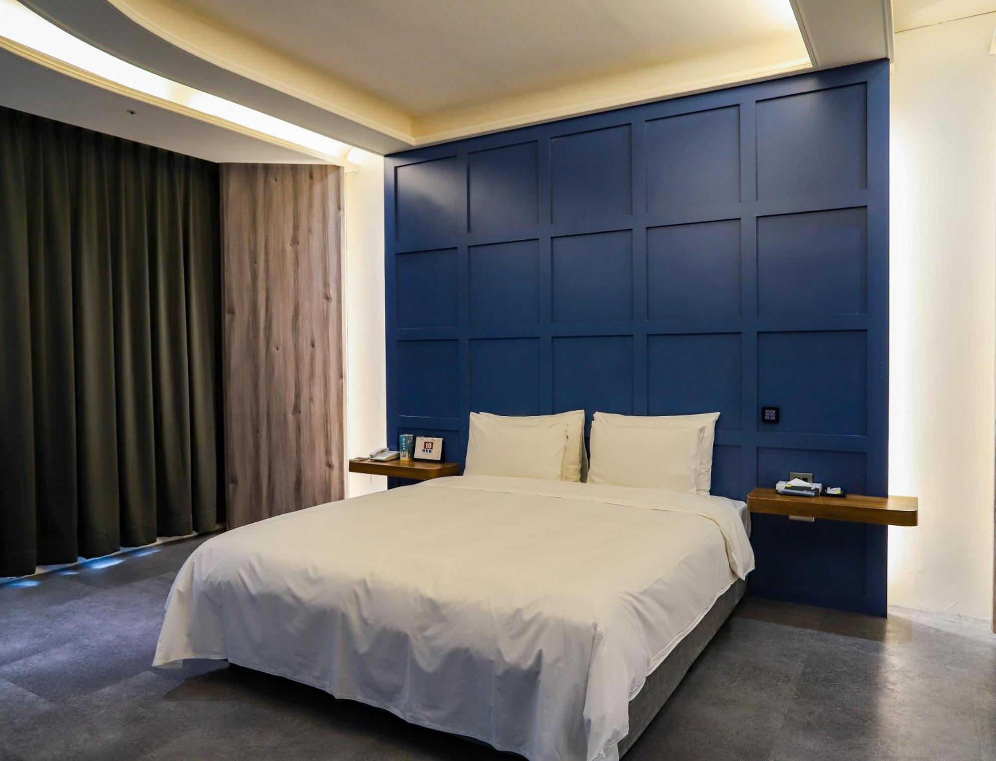 All-Ur Boutique Motel - Taichung Branch Eksteriør billede
