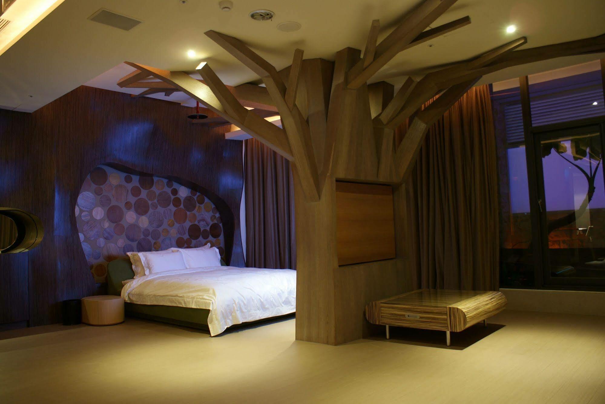 All-Ur Boutique Motel - Taichung Branch Eksteriør billede