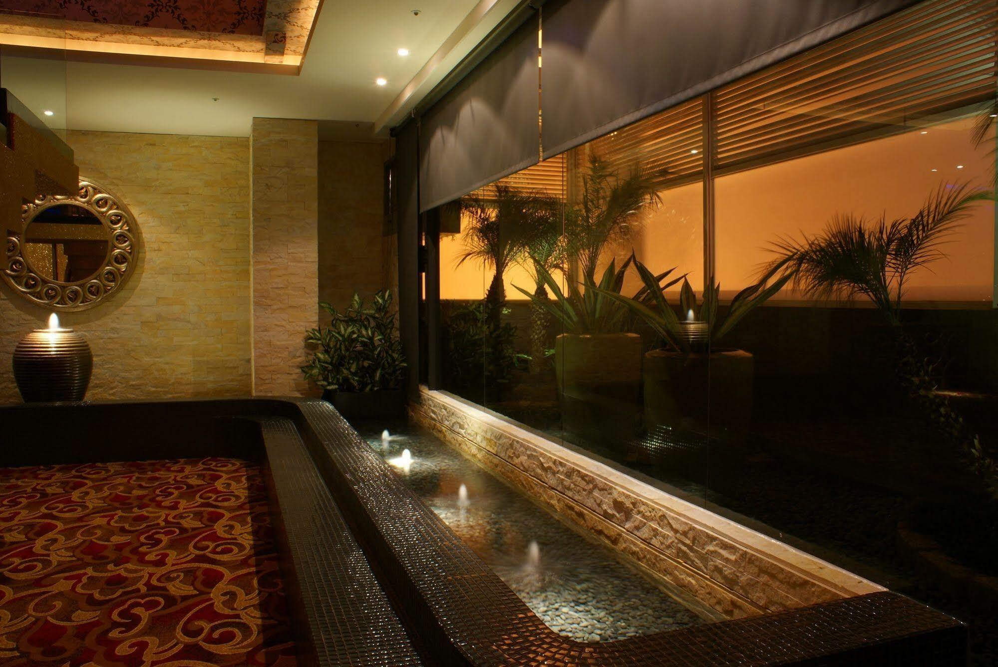 All-Ur Boutique Motel - Taichung Branch Eksteriør billede